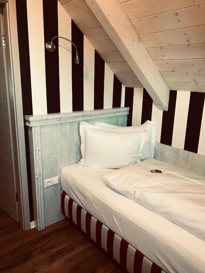 Der Leuchtturm-Gastro Gmbh Otel Geierswalde Dış mekan fotoğraf